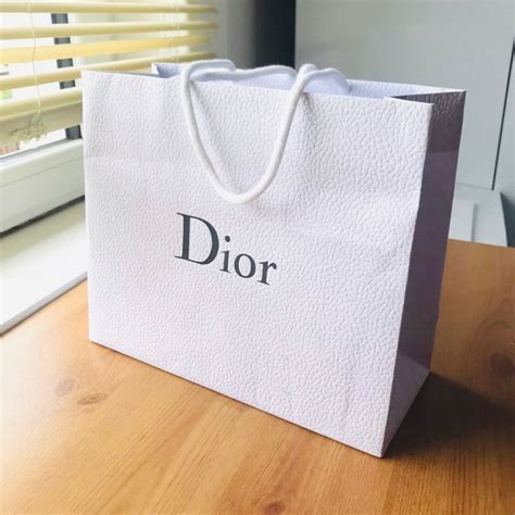 pochette cadeau dior